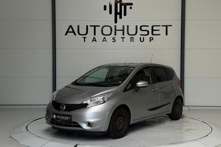 Sølv Nissan Note fra 2015