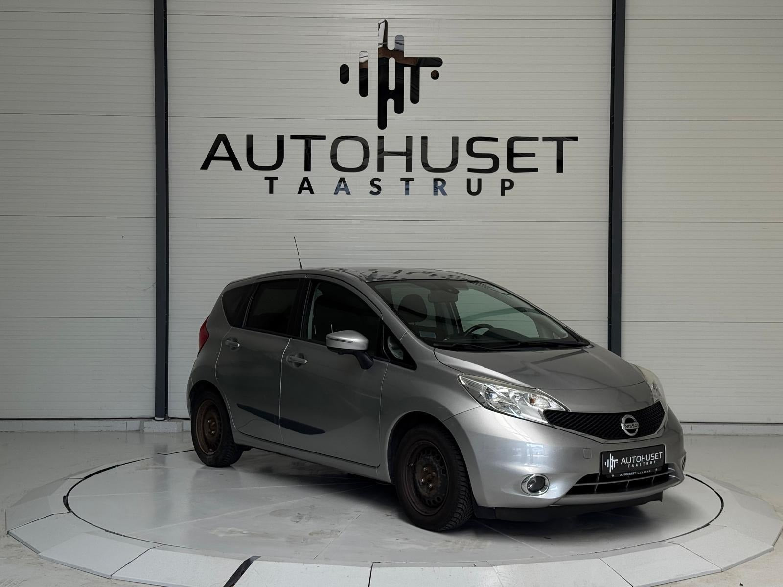 Sølv Nissan Note fra 2015
