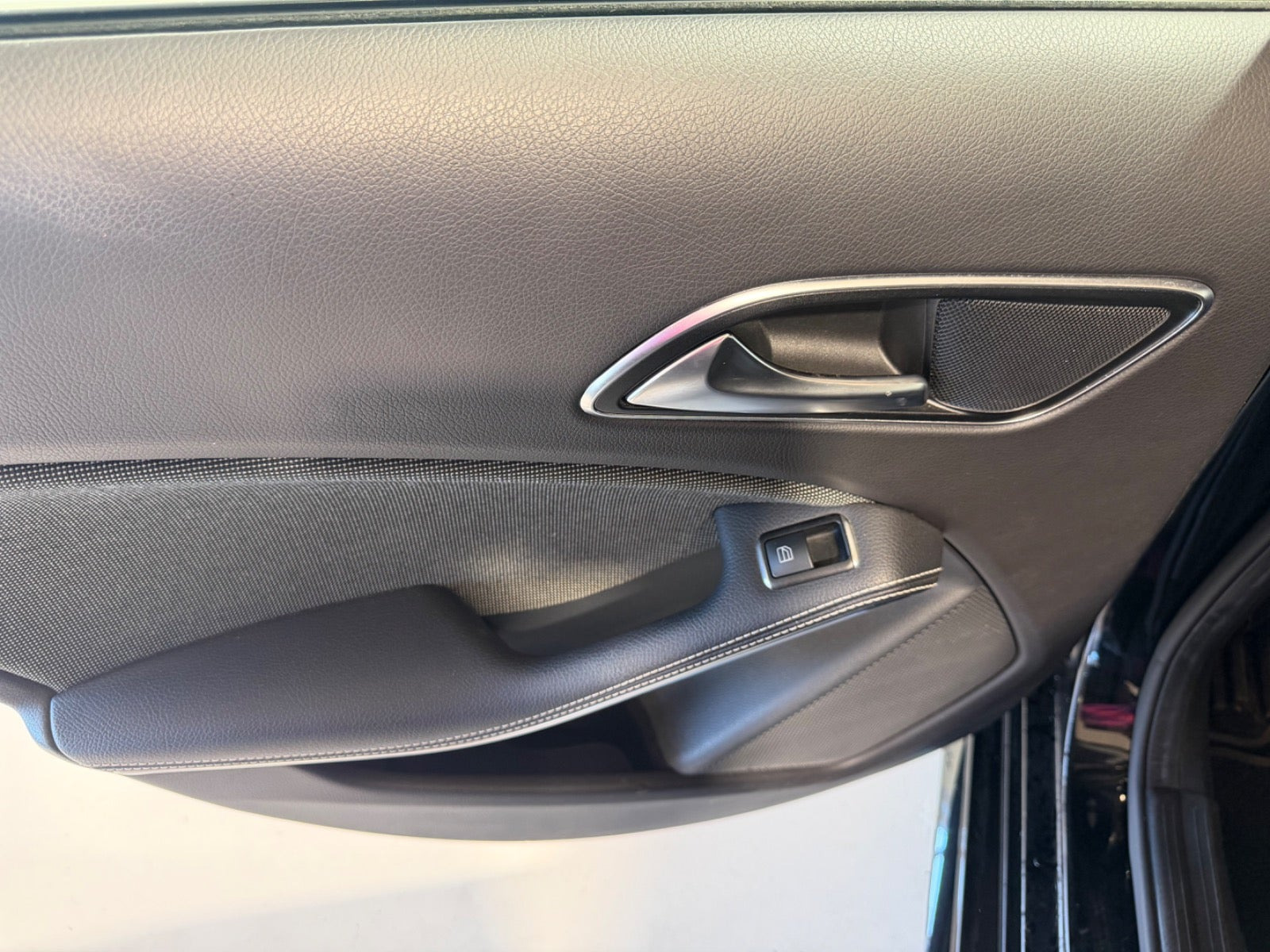 Sort Mercedes A200 d fra 2017