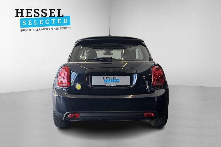 Blå Mini Cooper SE fra 2023
