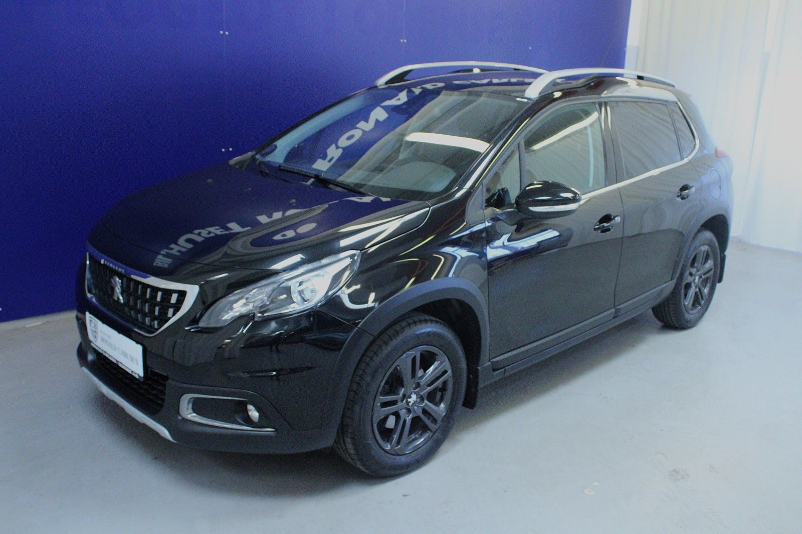 Sort Peugeot 2008 fra 2019