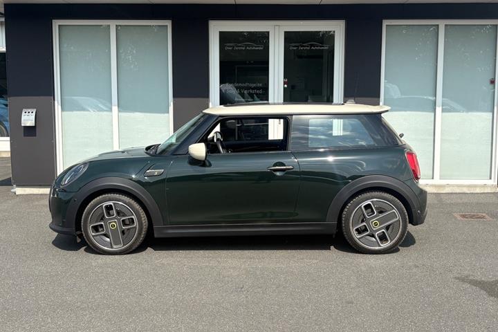 Grøn Mini Cooper SE fra 2023