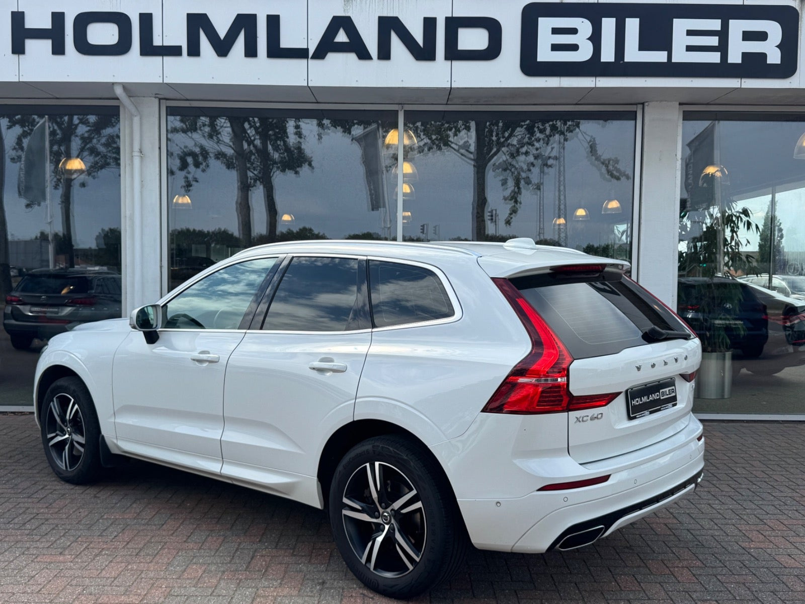 Hvid Volvo XC60 fra 2018