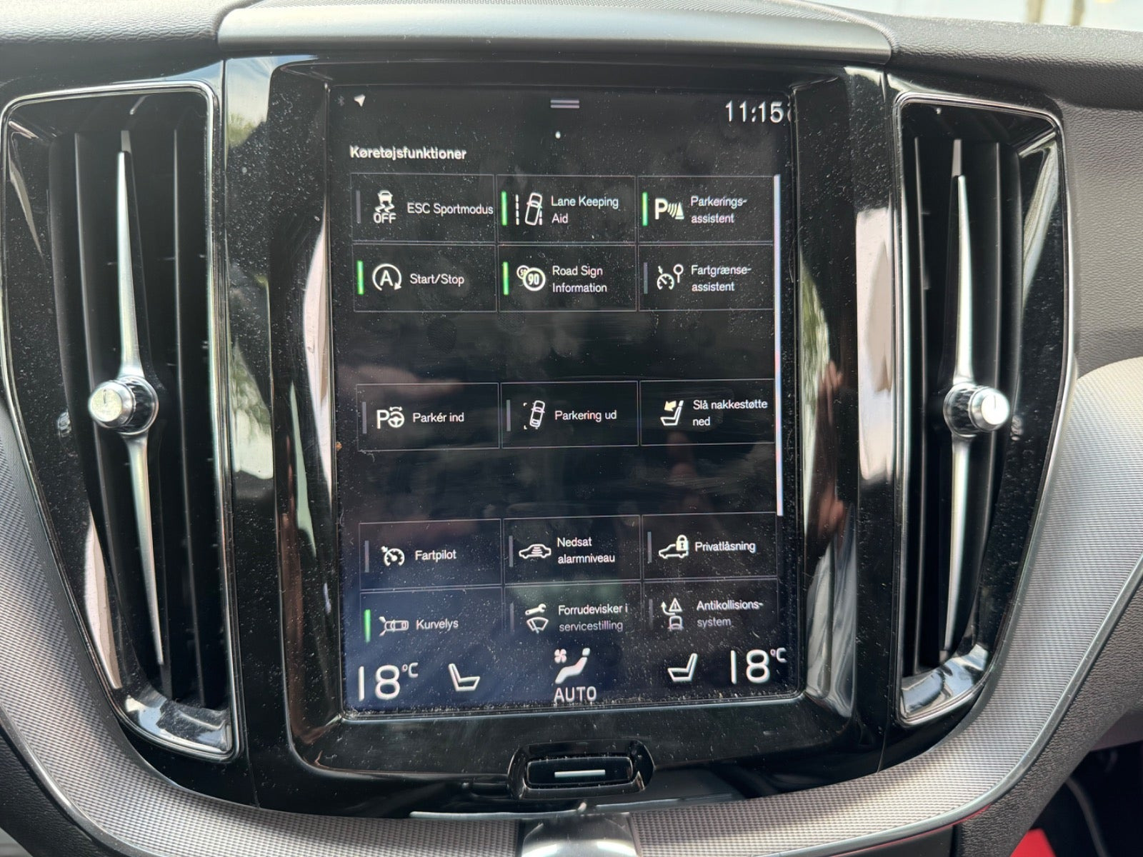 Hvid Volvo XC60 fra 2018