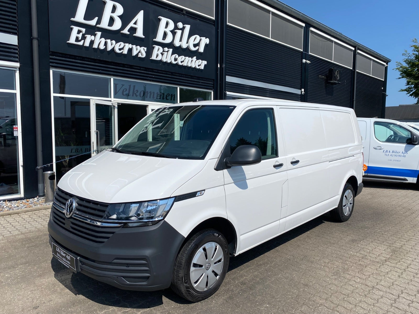 VW Transporter 2,0 TDi 110 Kassevogn lang