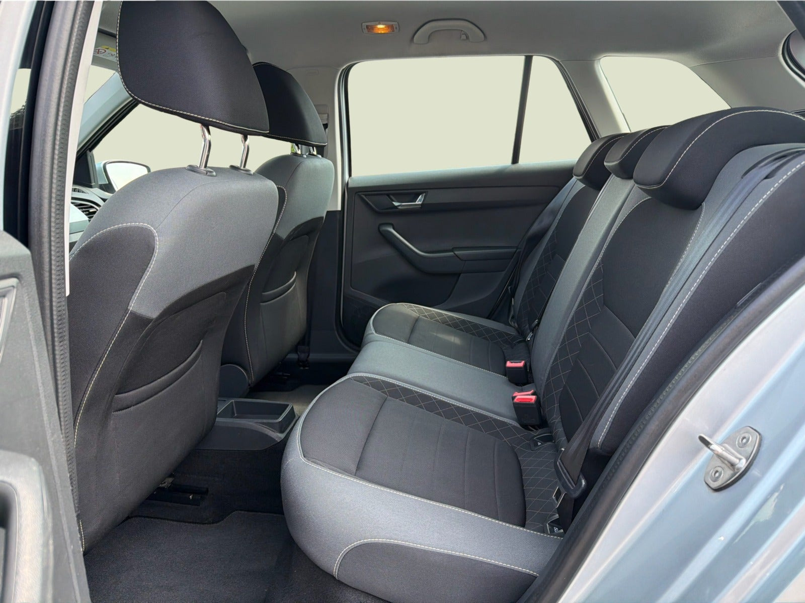 Sølv Skoda Fabia fra 2019