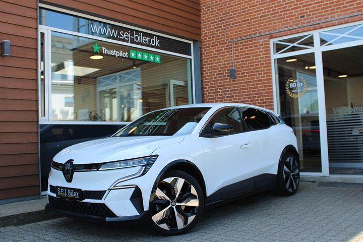 Hvid Renault Megane E-Tech fra 2022