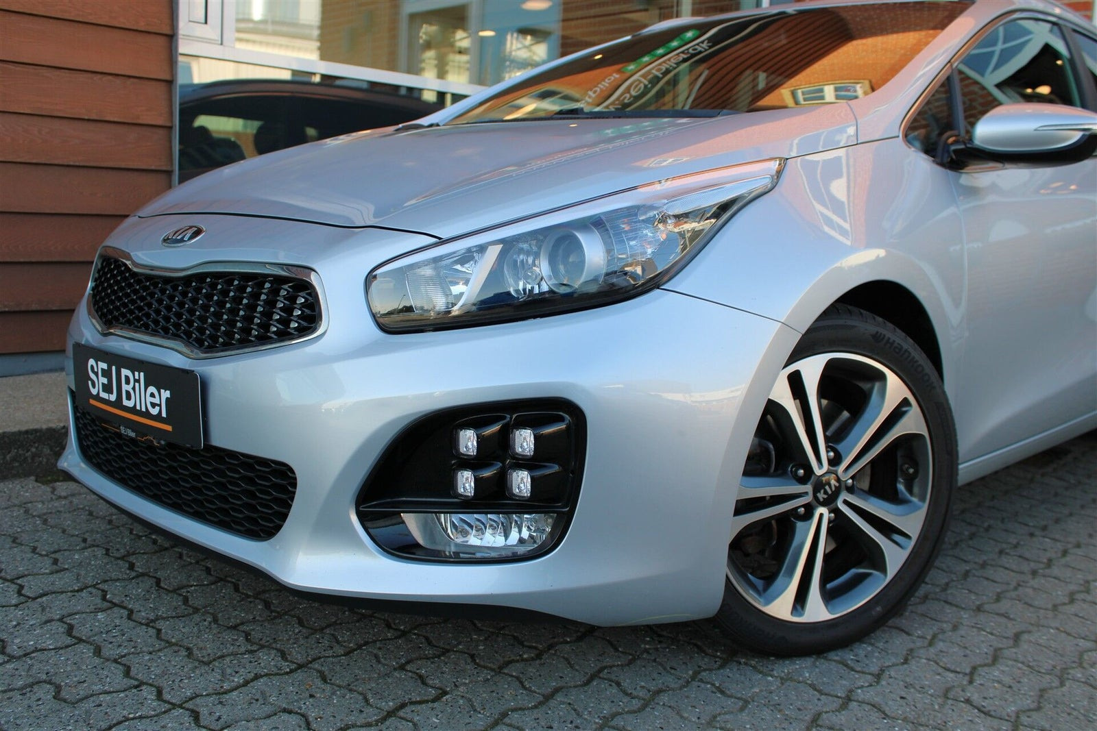 Sølv Kia Ceed fra 2018