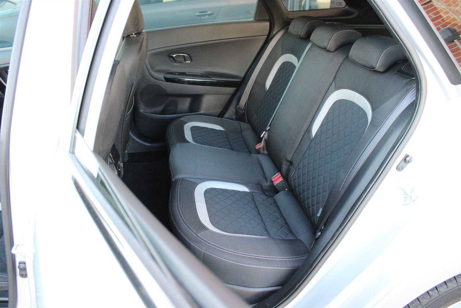 Sølv Kia Ceed fra 2018
