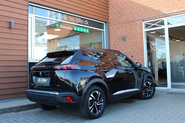 Sort Peugeot e-2008 fra 2023