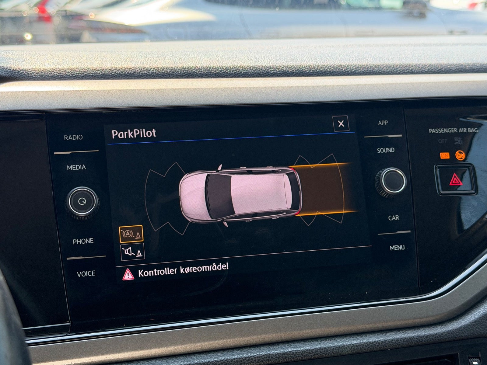 Blå VW Polo fra 2019