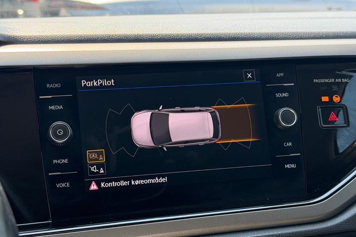 Blå VW Polo fra 2019