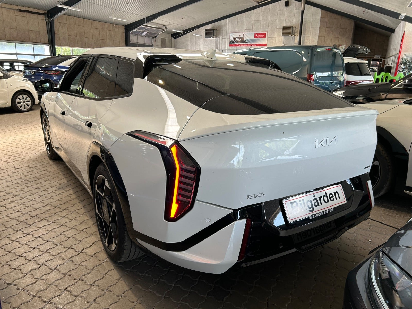 Hvid Kia EV4 fra 2026