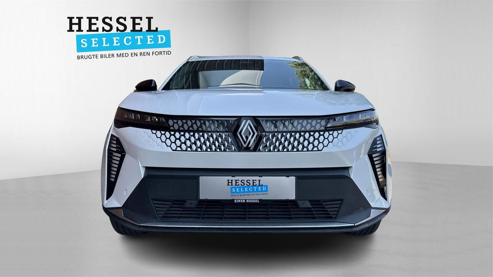 Hvid Renault Scenic E-Tech fra 2025