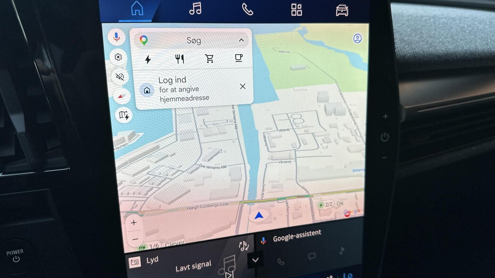Hvid Renault Scenic E-Tech fra 2025