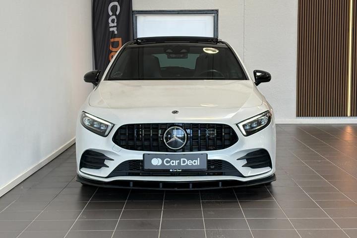 Sort Mercedes A250 e fra 2020