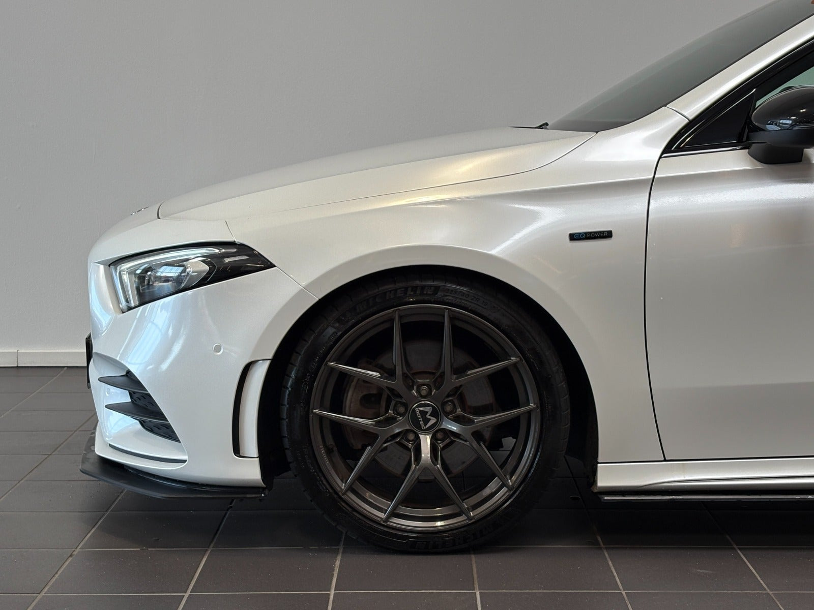 Sort Mercedes A250 e fra 2020
