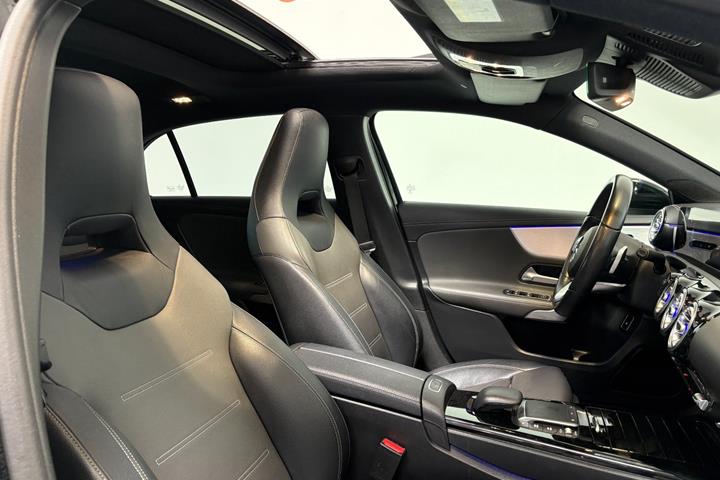 Sort Mercedes A250 e fra 2020