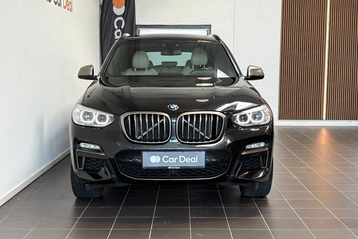 Sort BMW X3 fra 2019