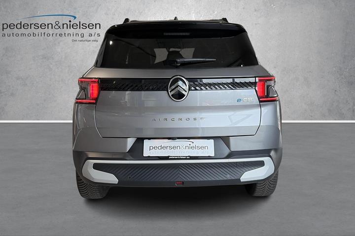 Grå Citroën e-C3 Aircross fra 2025