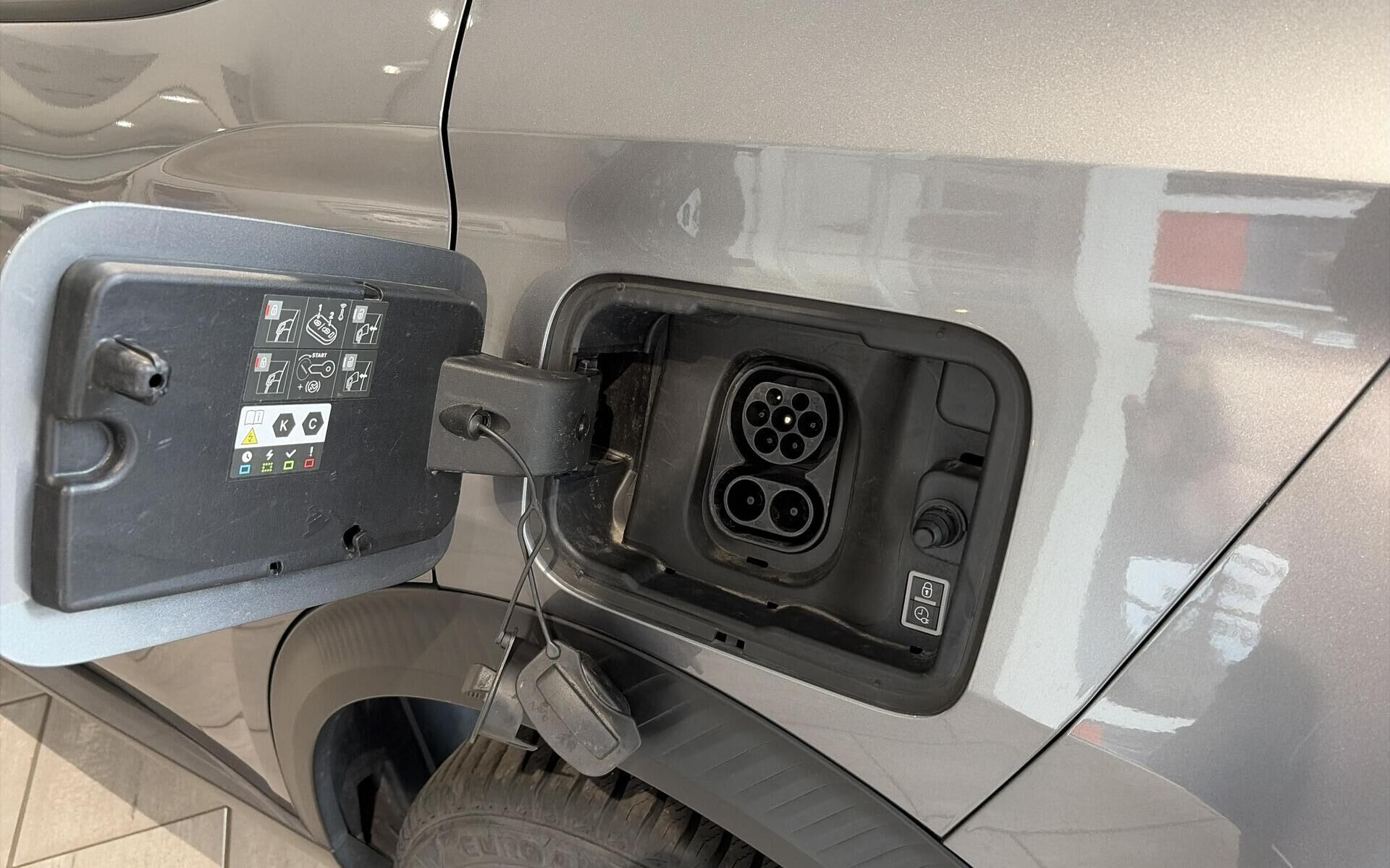 Grå Citroën e-C3 Aircross fra 2025