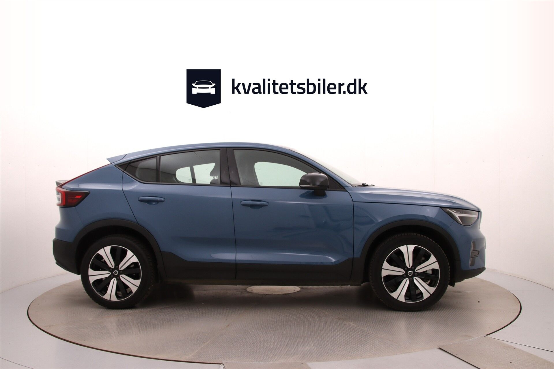 Blå Volvo C40 fra 2023