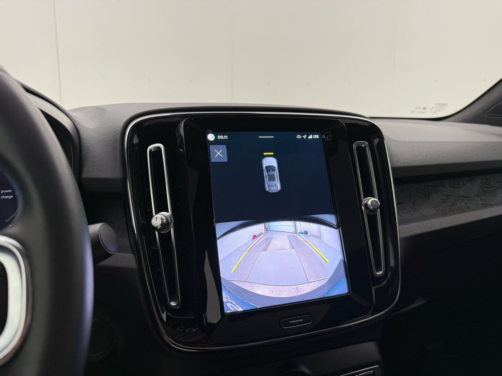 Sort Volvo C40 fra 2023