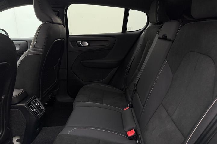 Grøn Volvo C40 fra 2022