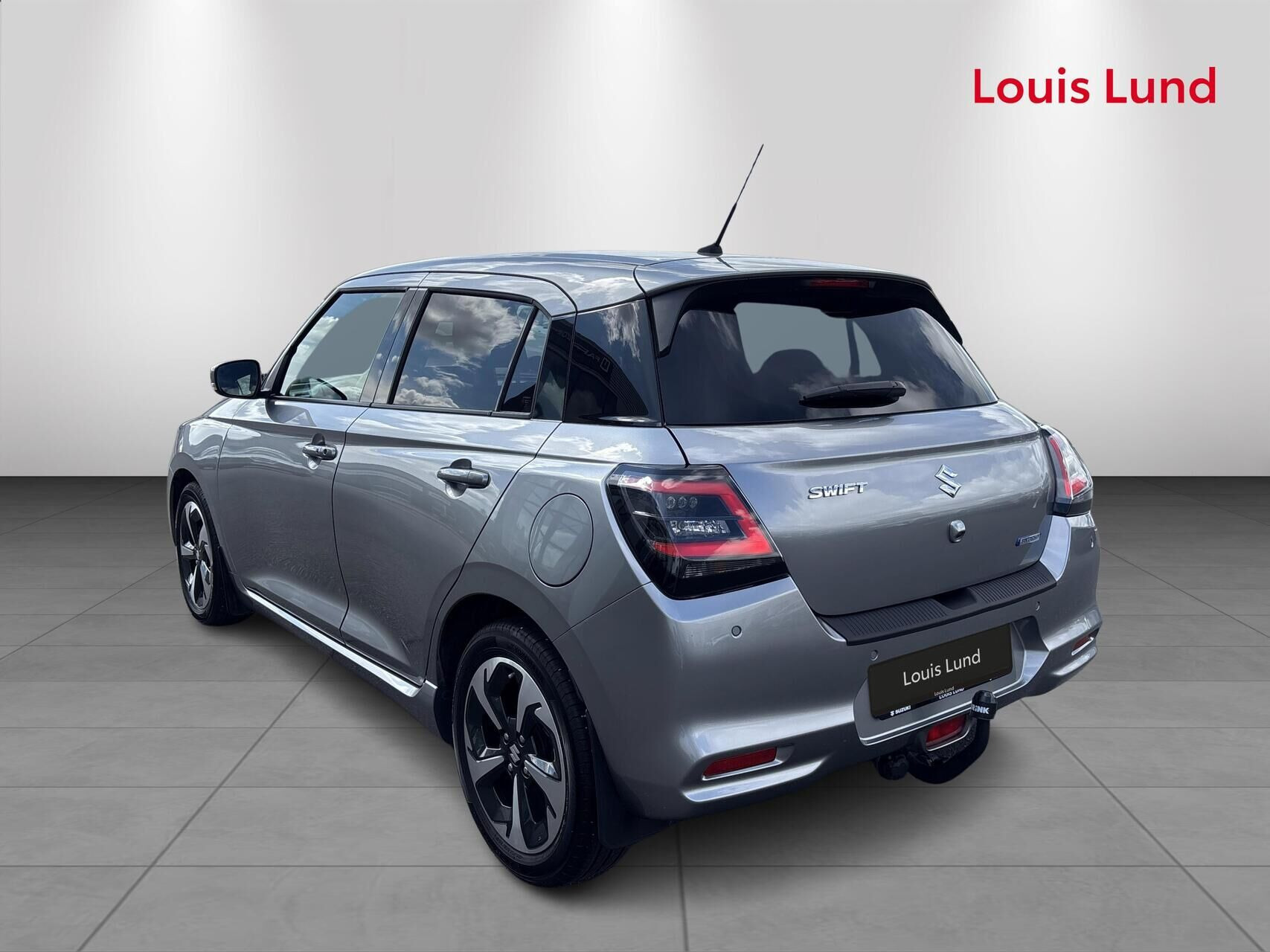 Sølv Suzuki Swift fra 2025