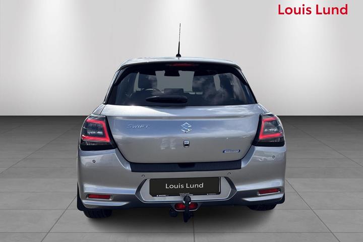 Sølv Suzuki Swift fra 2025