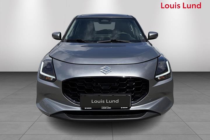 Sølv Suzuki Swift fra 2025