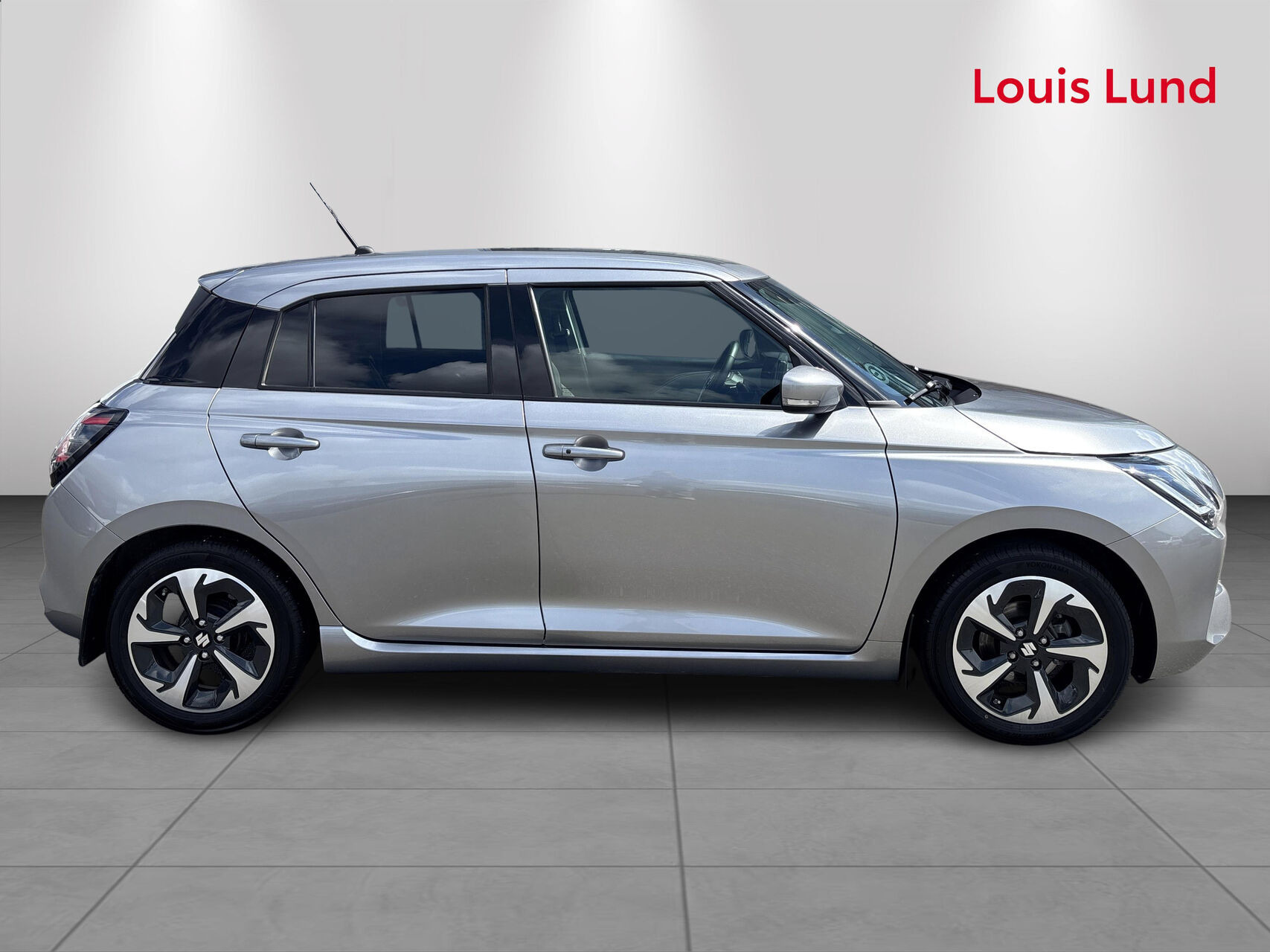 Sølv Suzuki Swift fra 2025