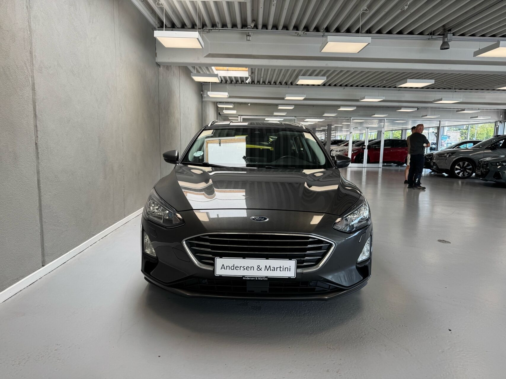 Grå Ford Focus fra 2019