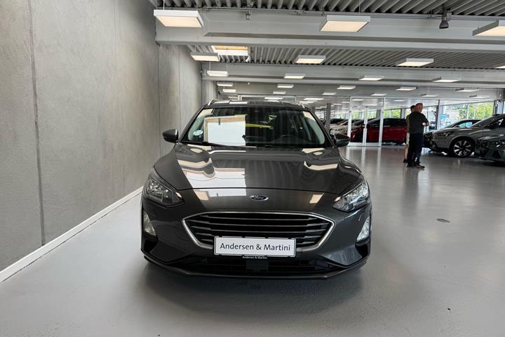 Grå Ford Focus fra 2019