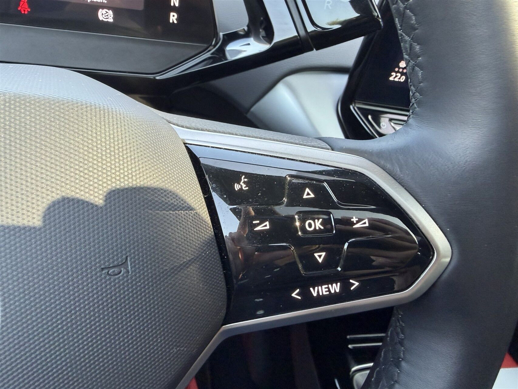 Blå VW ID.4 fra 2023