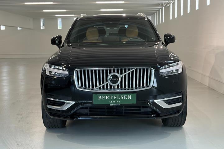 Sort Volvo XC90 fra 2022