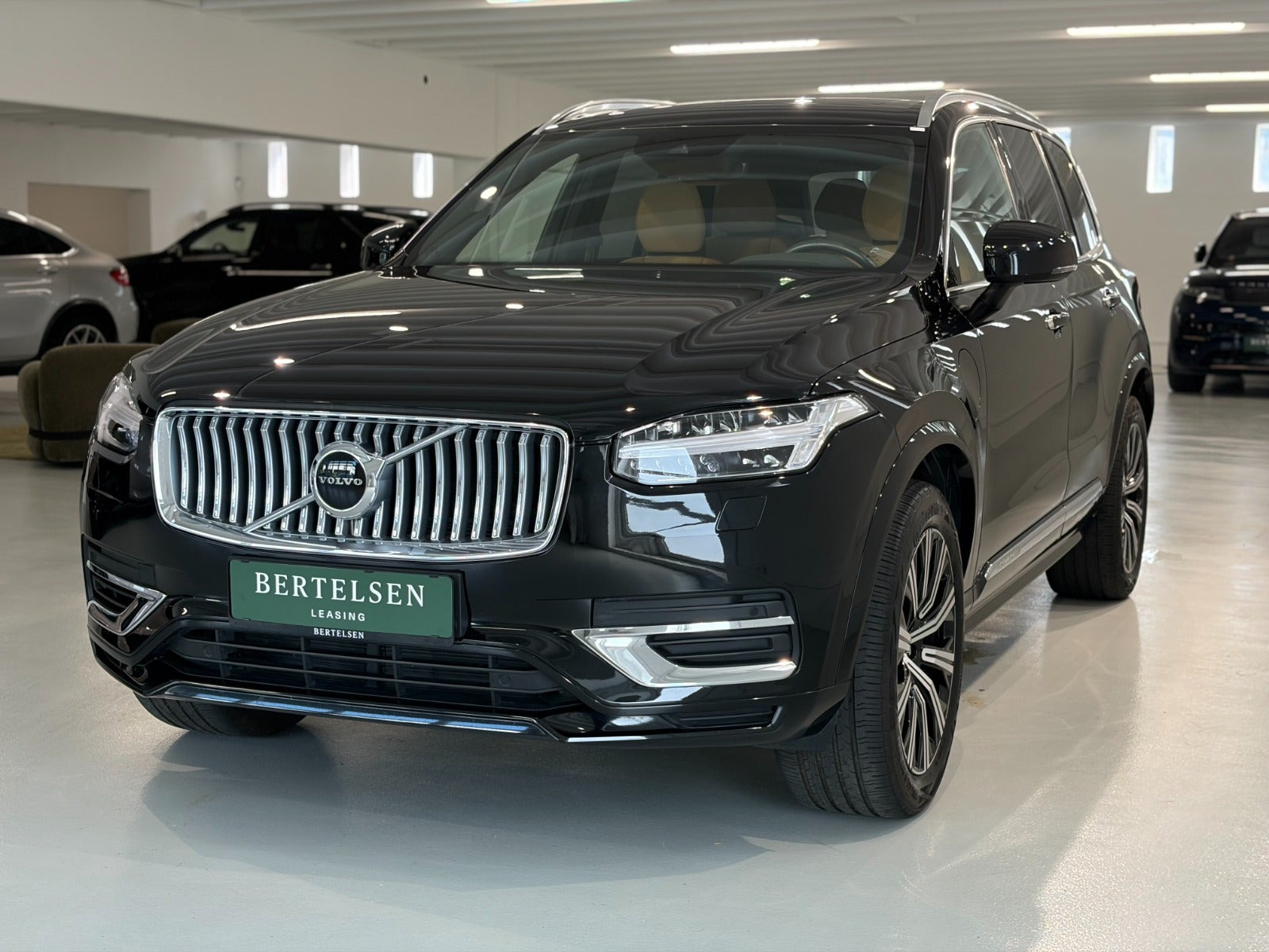 Sort Volvo XC90 fra 2022