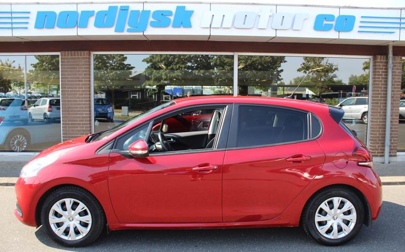 Peugeot 208 1,2 VTi 82 Active