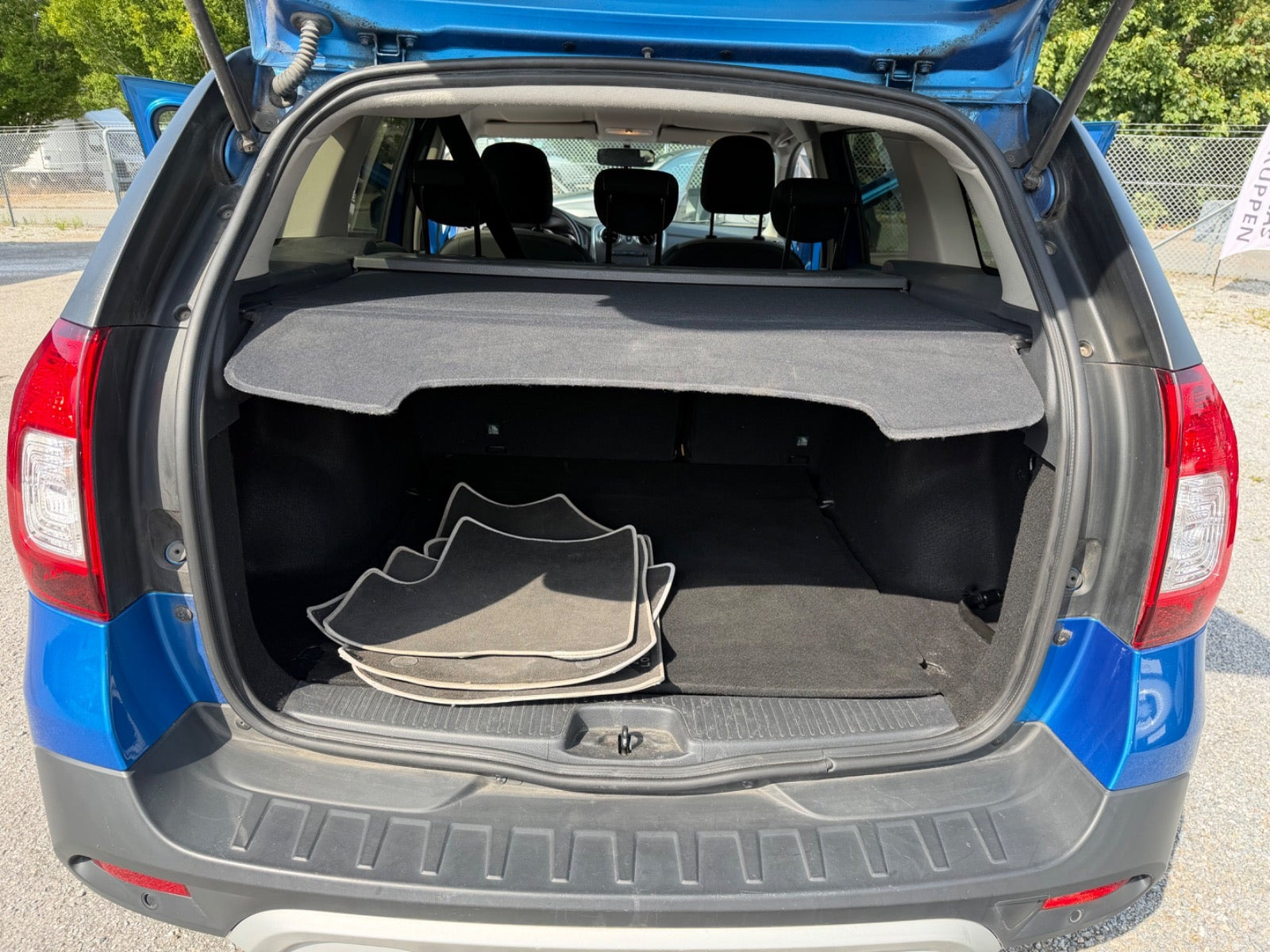 Blå Dacia Logan Stepway fra 2018