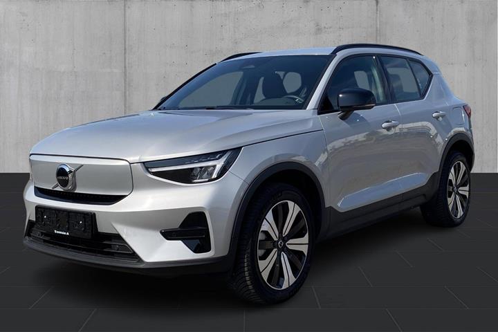 Sølv Volvo XC40 fra 2023