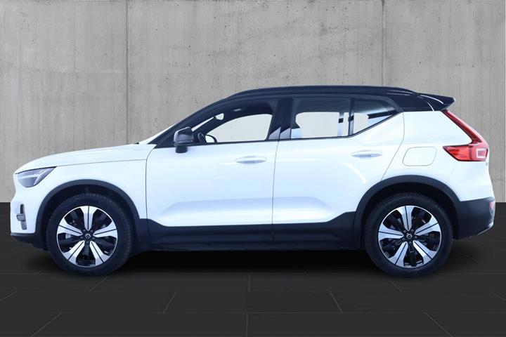 Hvid Volvo XC40 fra 2022