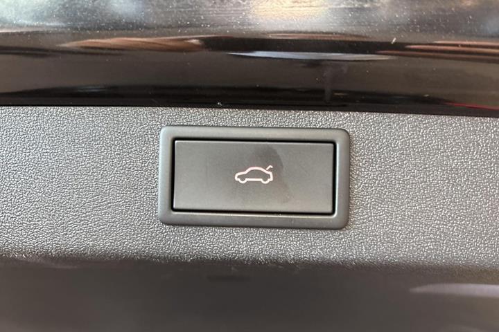 Sort Skoda Enyaq fra 2022