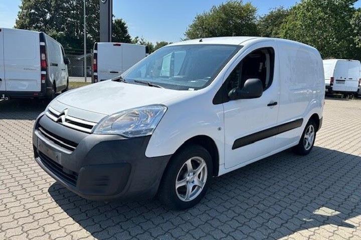 Hvid Citroën Berlingo fra 2017