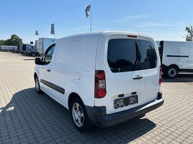 Hvid Citroën Berlingo fra 2017