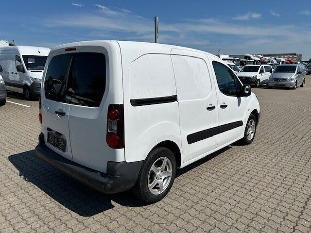 Hvid Citroën Berlingo fra 2017
