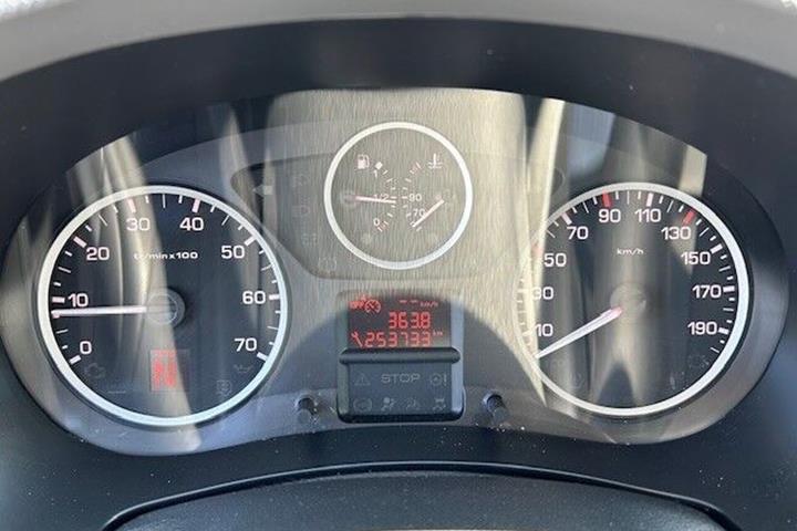 Hvid Citroën Berlingo fra 2017