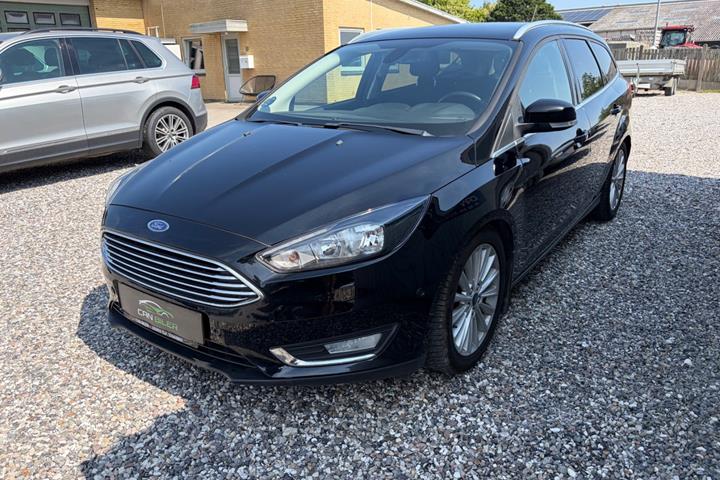 Sort Ford Focus fra 2018