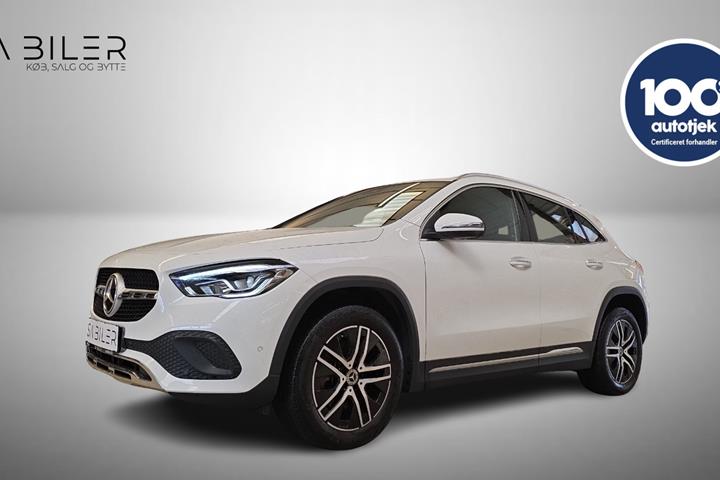 undefined Mercedes GLA250 e fra 2022 set udefra