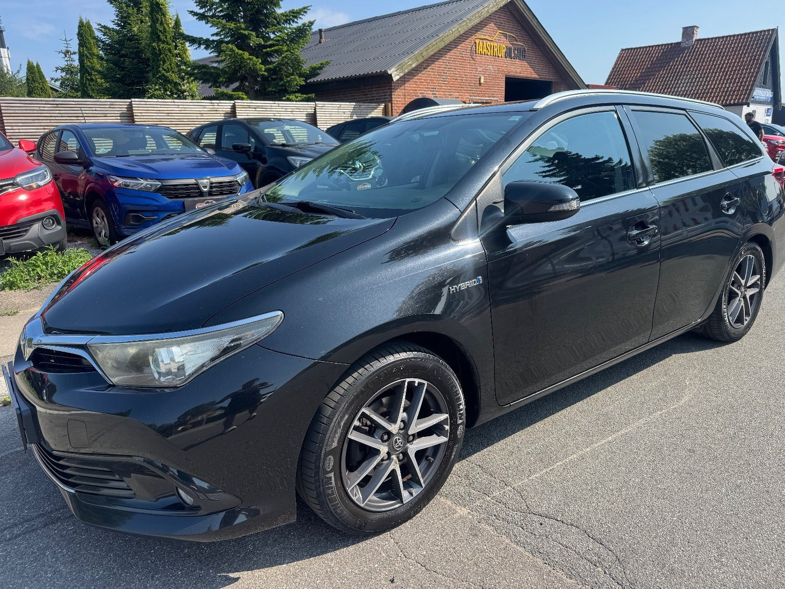 undefined Toyota Auris fra 2015