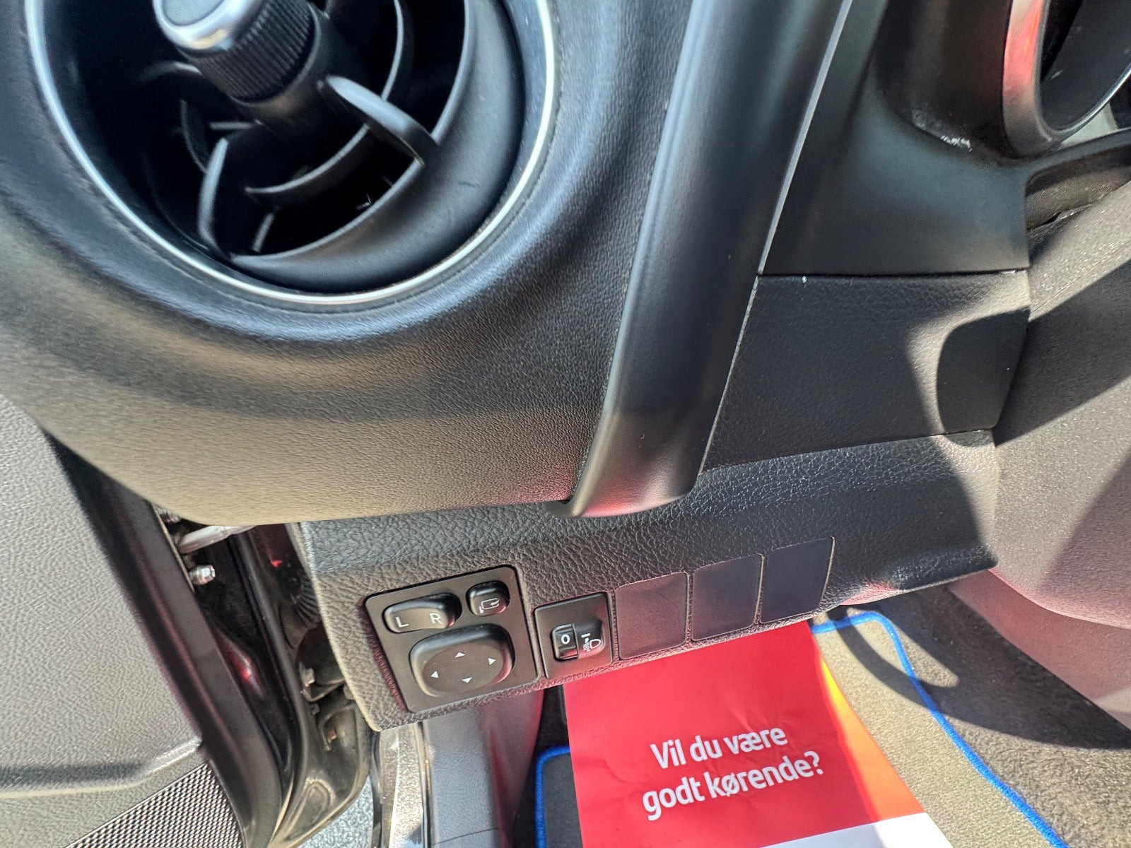 undefined Toyota Auris fra 2015